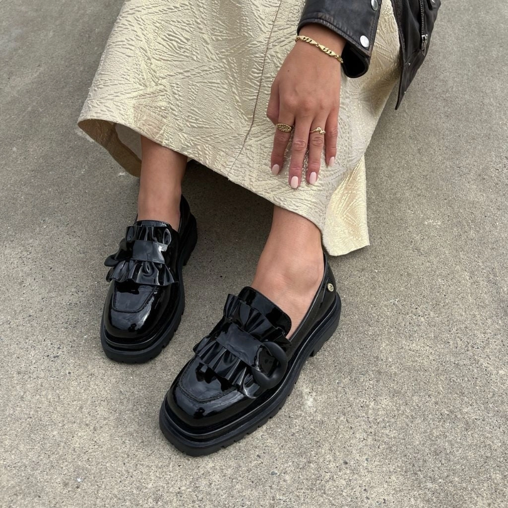 THE FAME SHOE - Black patent