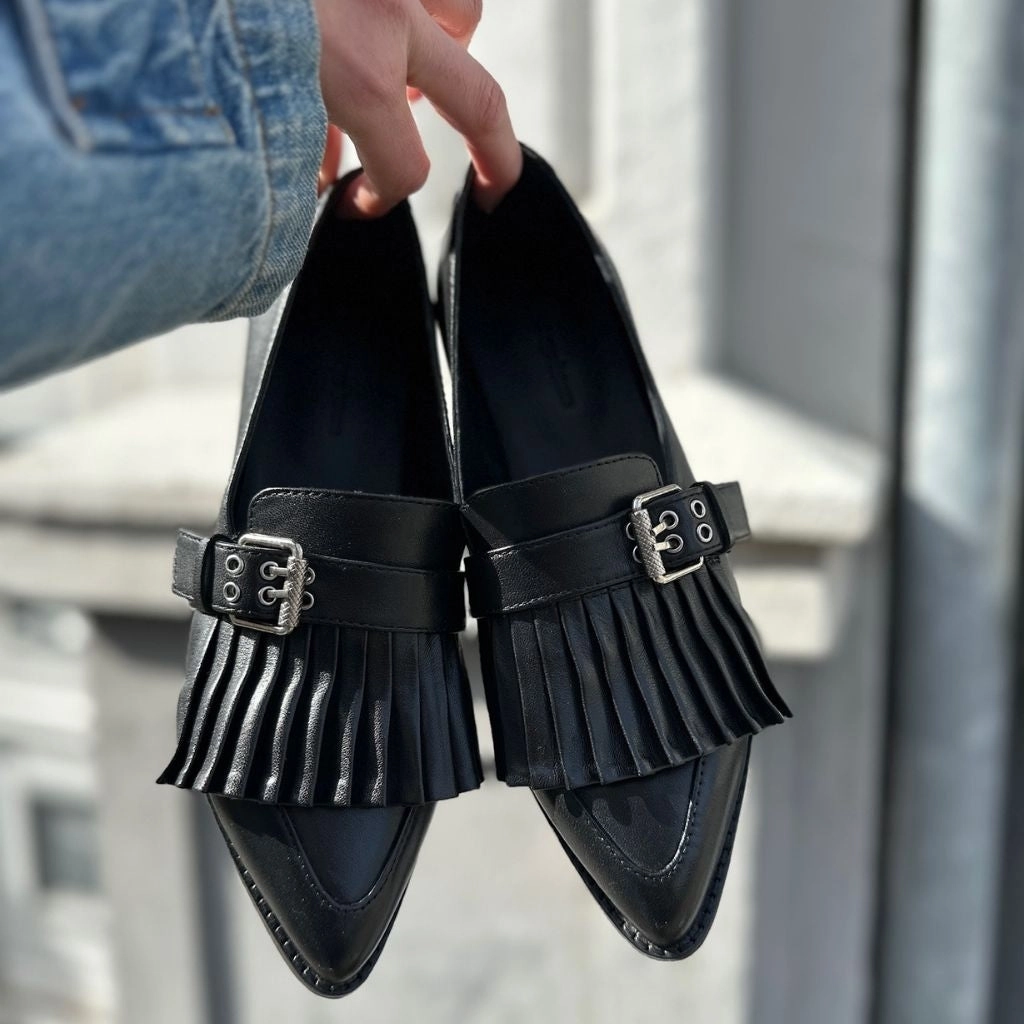THE MOLLY - BLACK