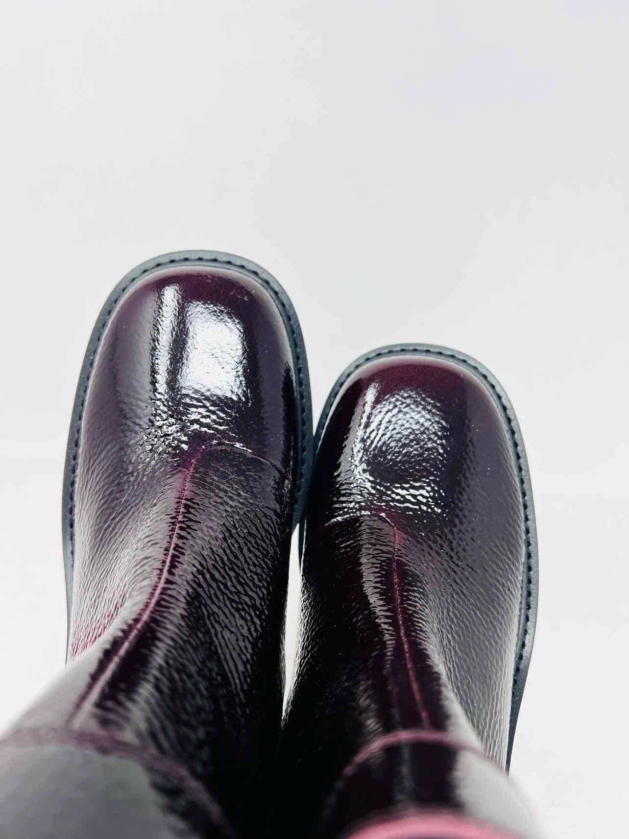 Vince Camuto Size 8 Oxblood/Gold Buckle(s) Patent Leather Shoes Boots