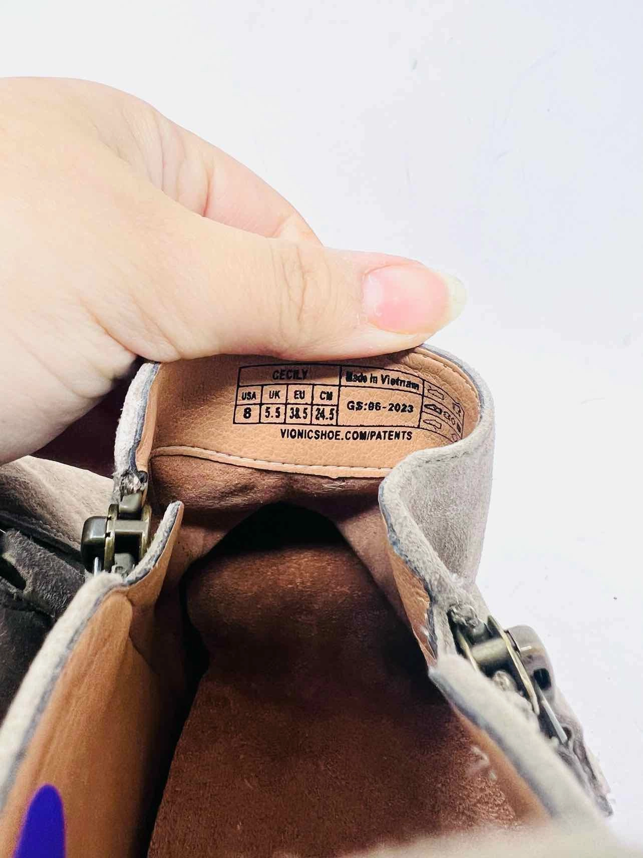 Vionic Size 8 Taupe Zipper Suede Shoes Ankle Boots