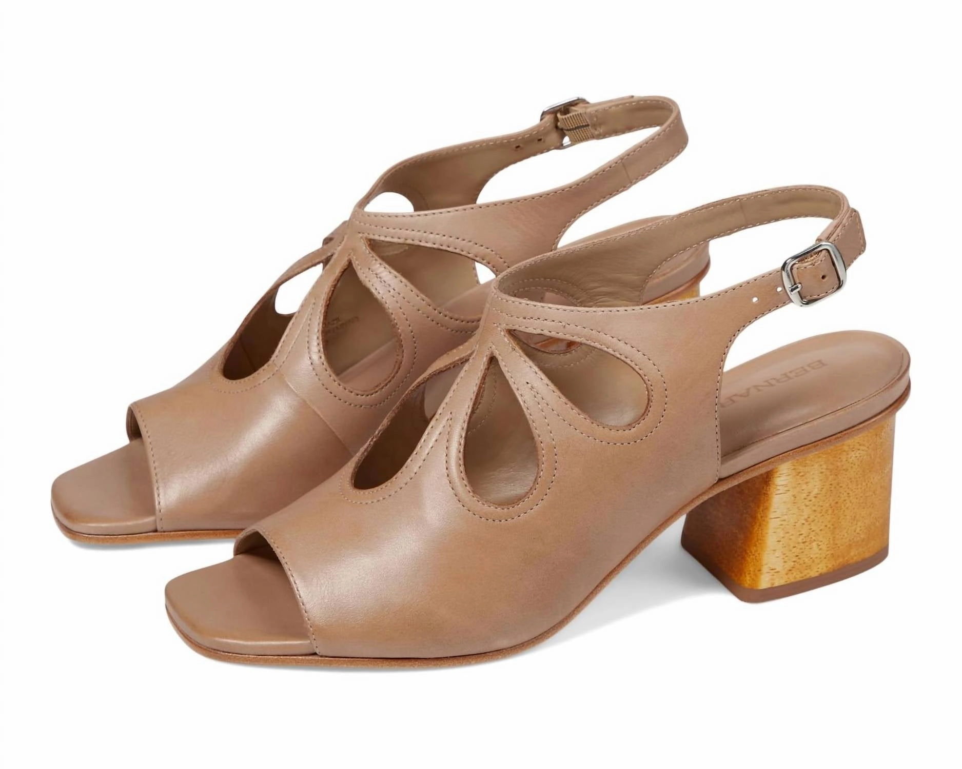 Women's Lainey Sandals - Medium In Sand Glove Leather