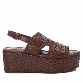 Women's Leather Sandal In Taupe