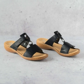Women's Regina Sandals In Black