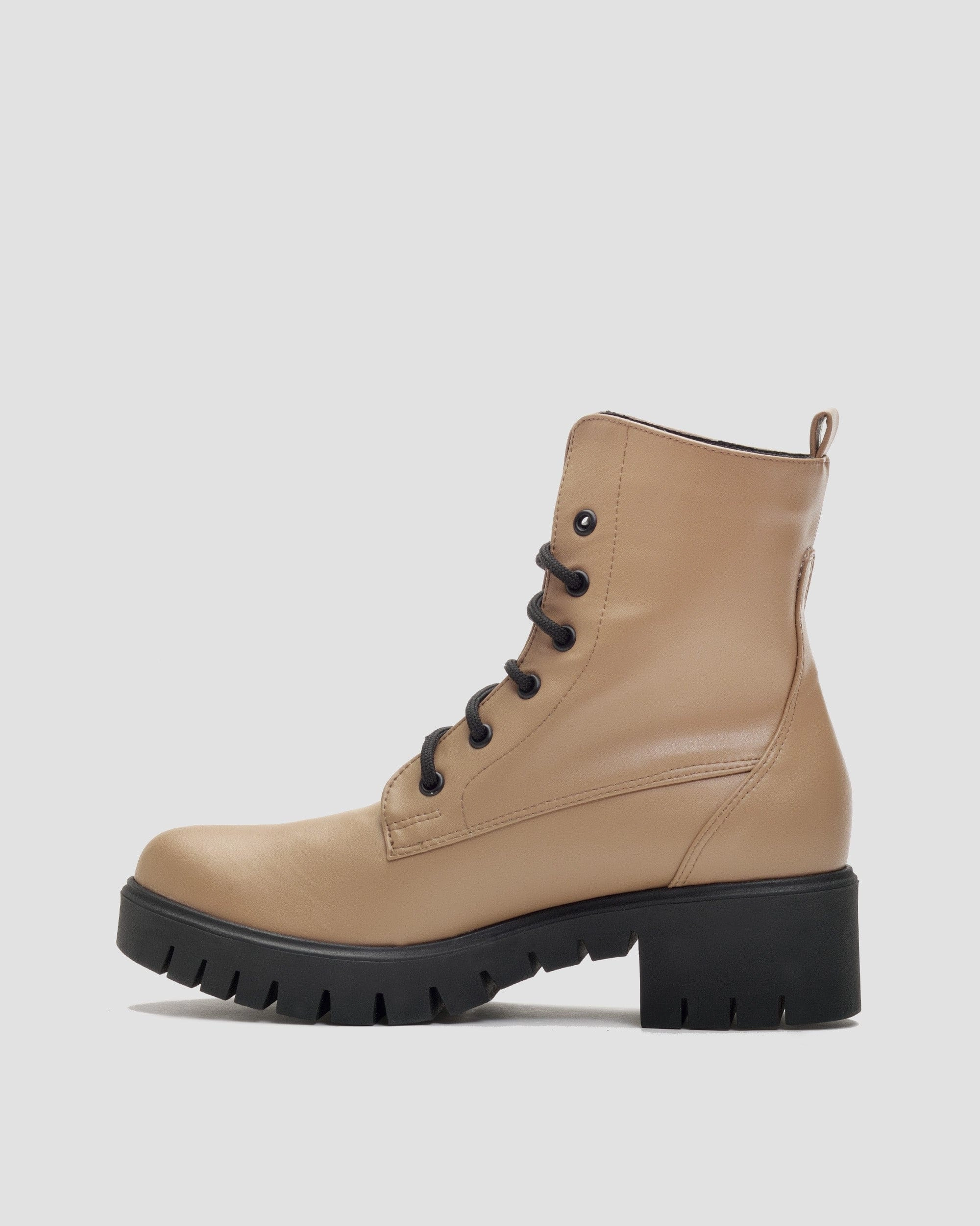 Women's Workers No. 3 Vegea Grape Leather Boots | Caramel